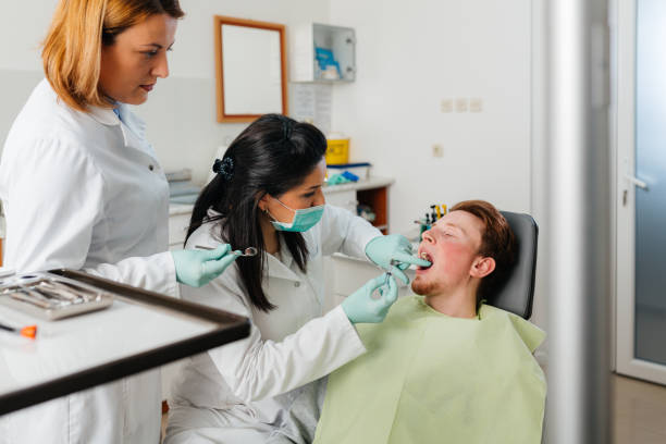 Best Emergency Dental Care for Broken or Chipped Teeth in Sandwich, IL